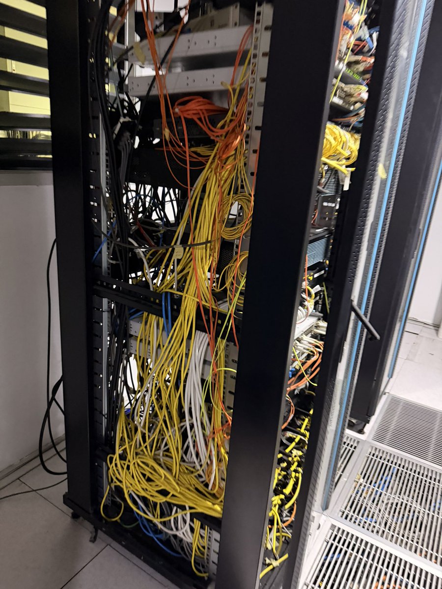 unscripted ✰ tweet media