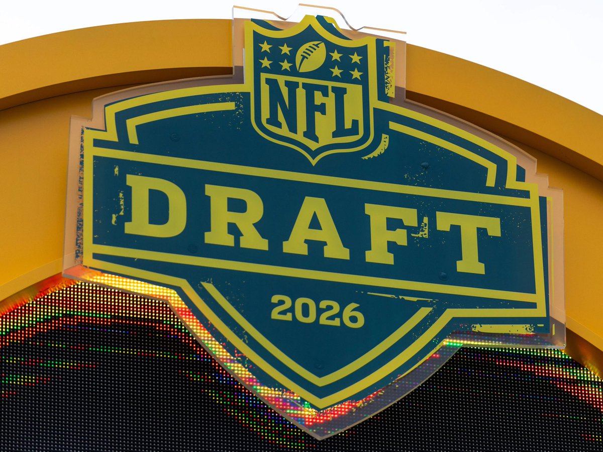 nflrums's tweet image. 🚨🚨There are expected to be several trades in the 1st round of the #NFL Draft