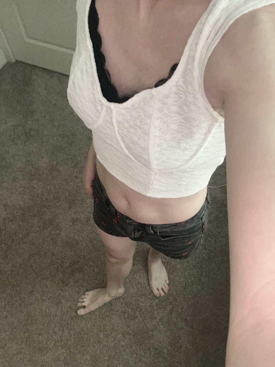 Bambi Hypnosissy tweet media