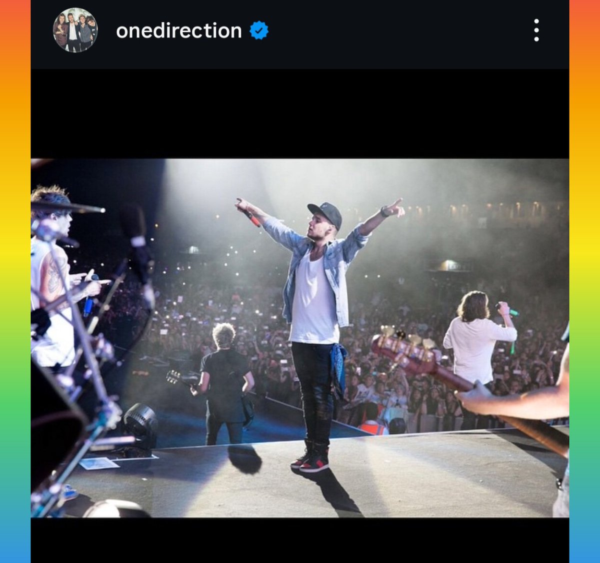 KStomska's tweet image. 11 yrs ago today One Direction posted this photo from OTRA Dubai
#OneDirection #Throwback #Memories