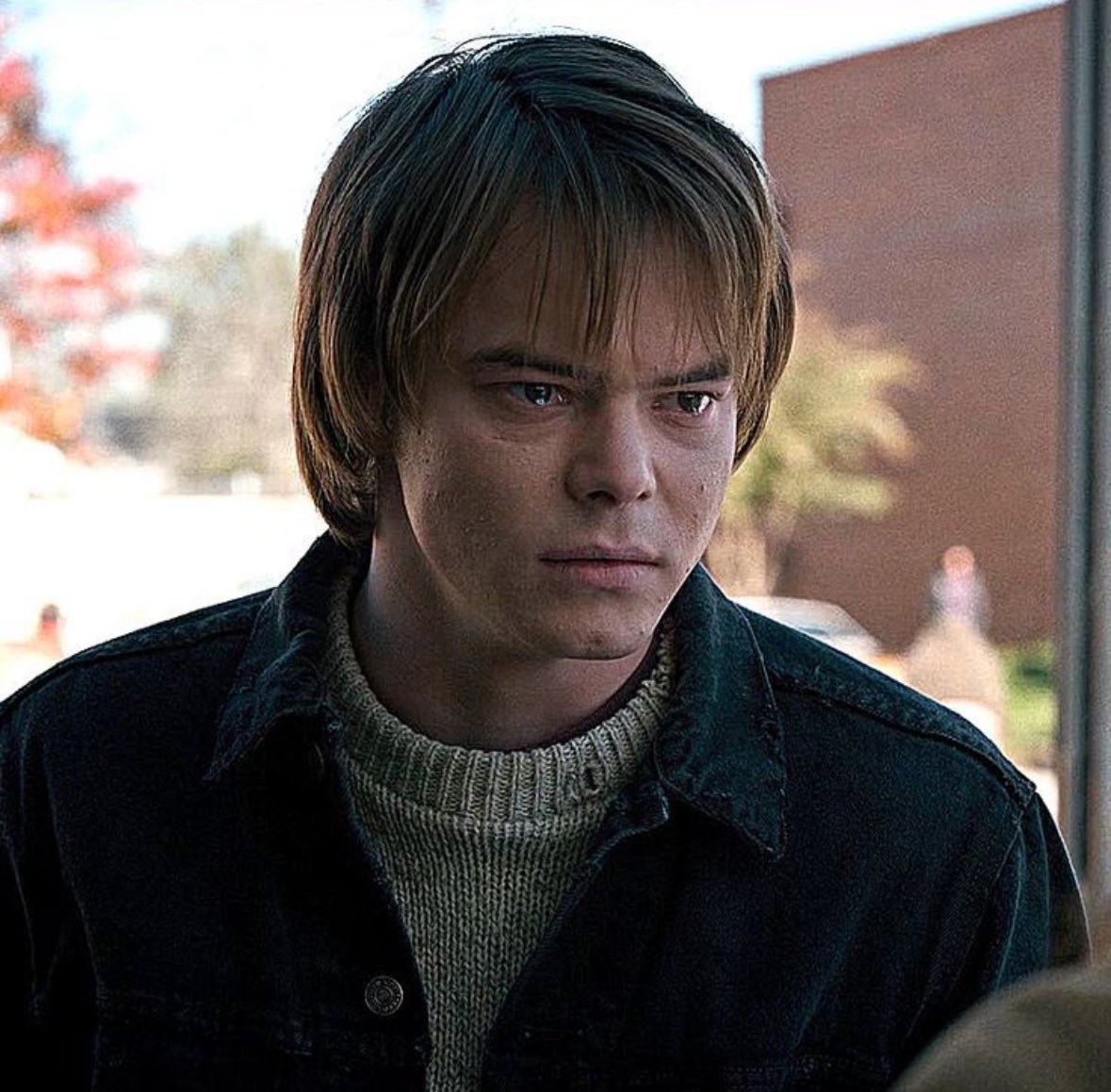 byerscentric's tweet photo. okay but seeing the moth bites in jonathan’s sweater makes me so sad ☹️☹️ https://t.co/oXB1DoAxIm