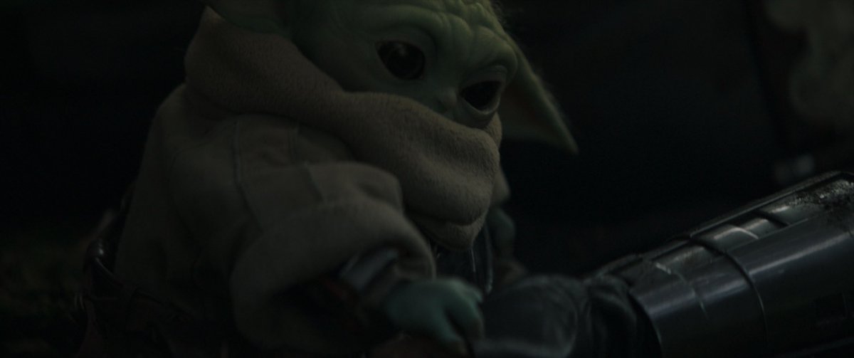 Mando3Updates's tweet photo. Star Wars you need to pay for my therapy for this scene in the trailer 😢

#starwars #TheMandalorian #ahsoka  #grogu #dindjarin #fennec #bobafett #bokatan #TheMandalorianAndGrogu https://t.co/ZF2GABMrRb