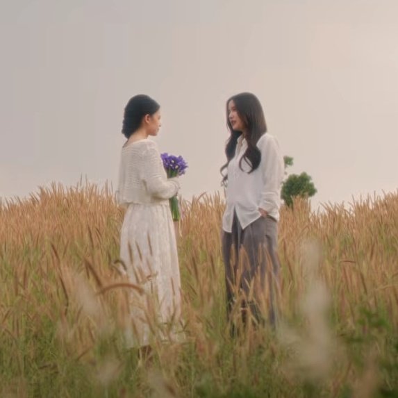 double ƒ ツ tweet media