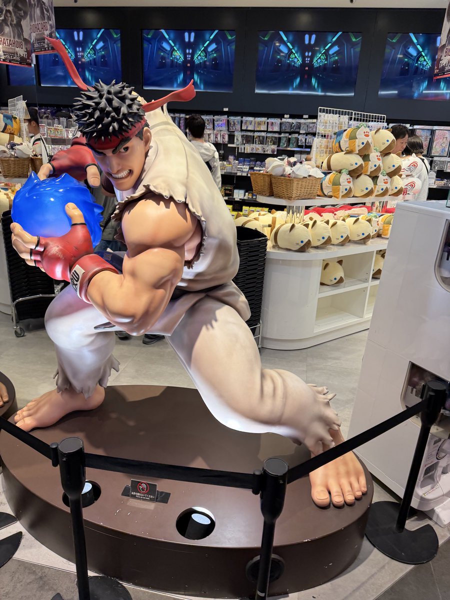 georgectew's tweet photo. Had to go to Japan to be with Ryu and Ken for their big trailer launch 🥊💥 #StreetFighterMovie https://t.co/O0FFidS6zl