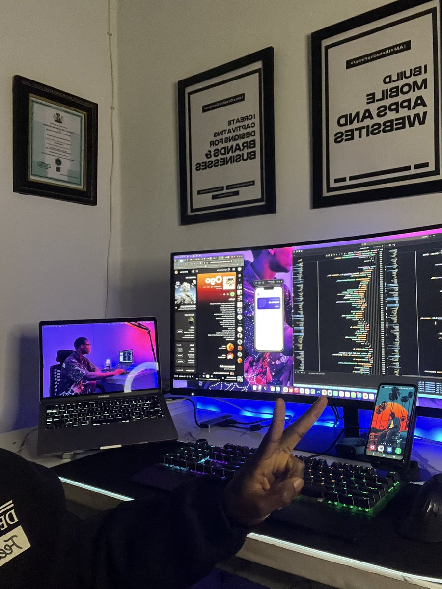 Hussain Adeshina tweet media