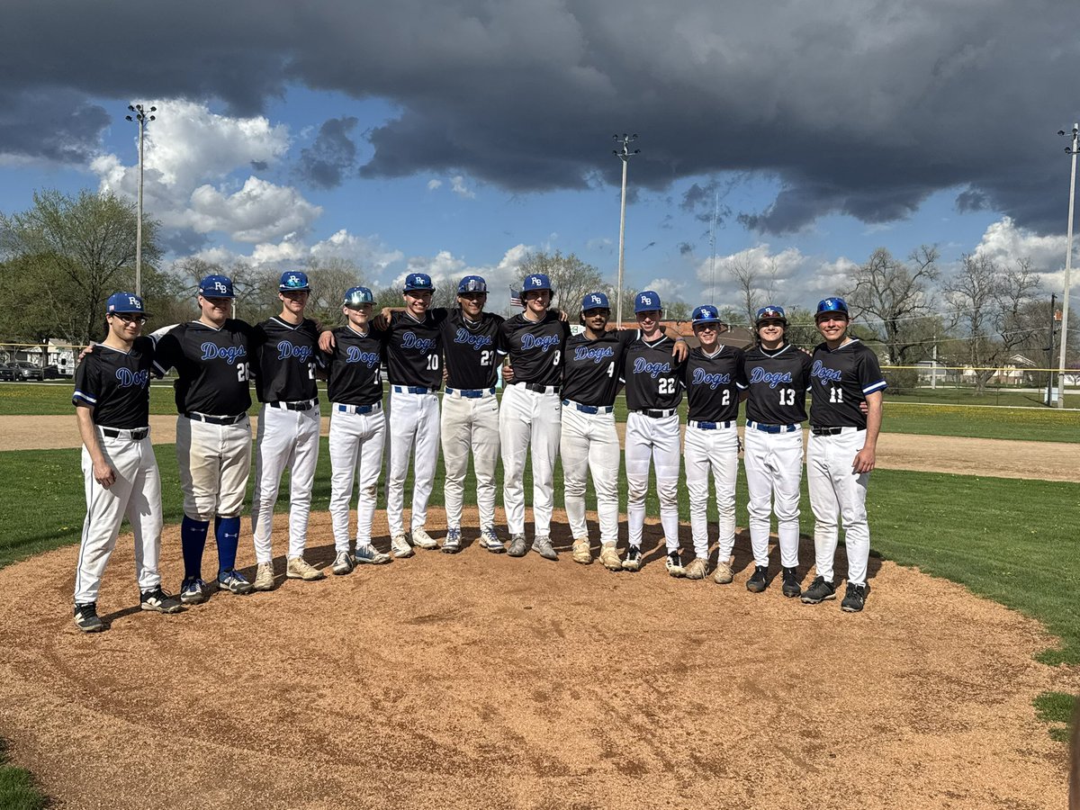 Congrats to our 12 seniors on their commitment to RB Baseball over the last 4 years. We’re excited to see the 2nd half play out. Bulldogs beat East Aurora 15-0 #GoDogs #SeniorNight