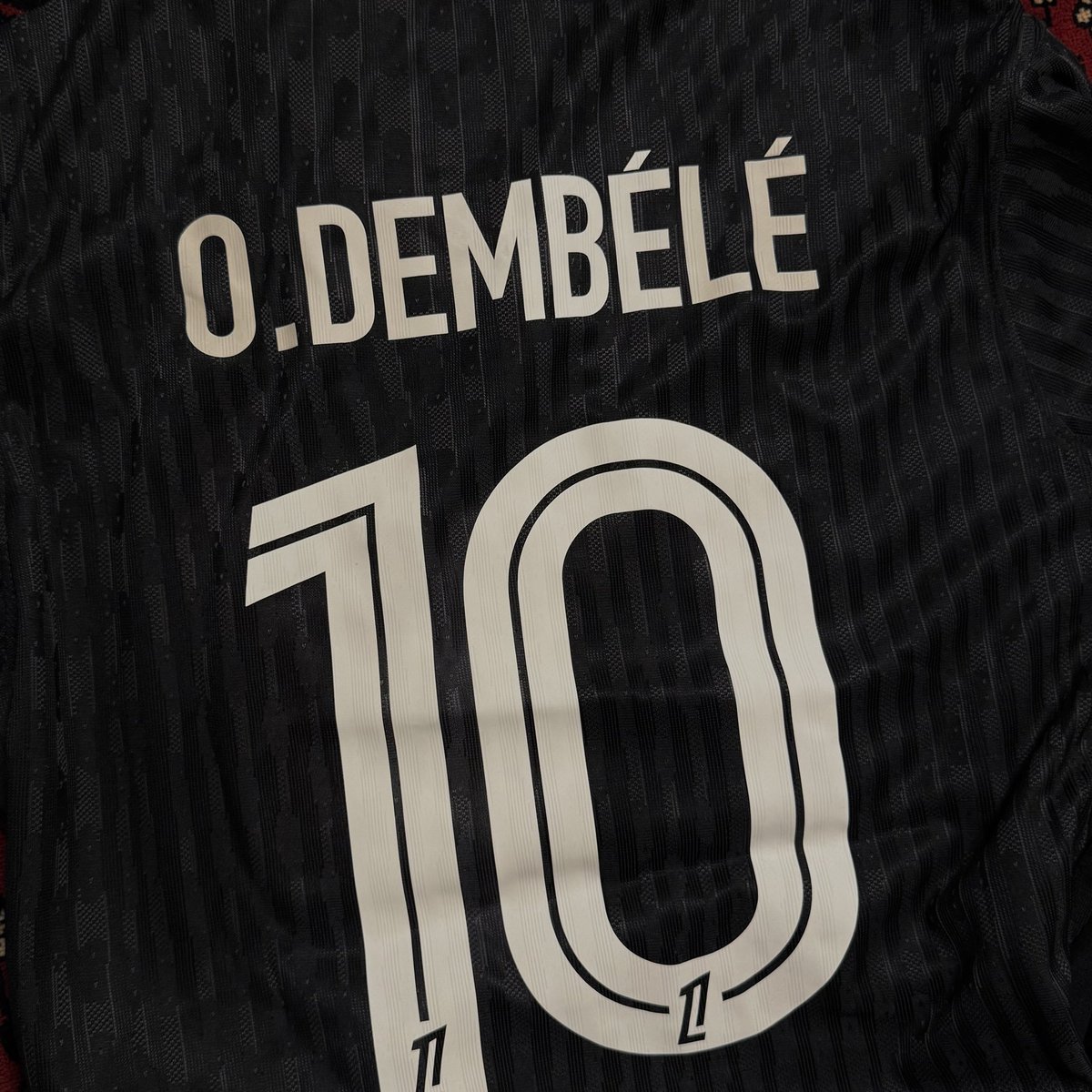 دُنيا | PSG tweet media