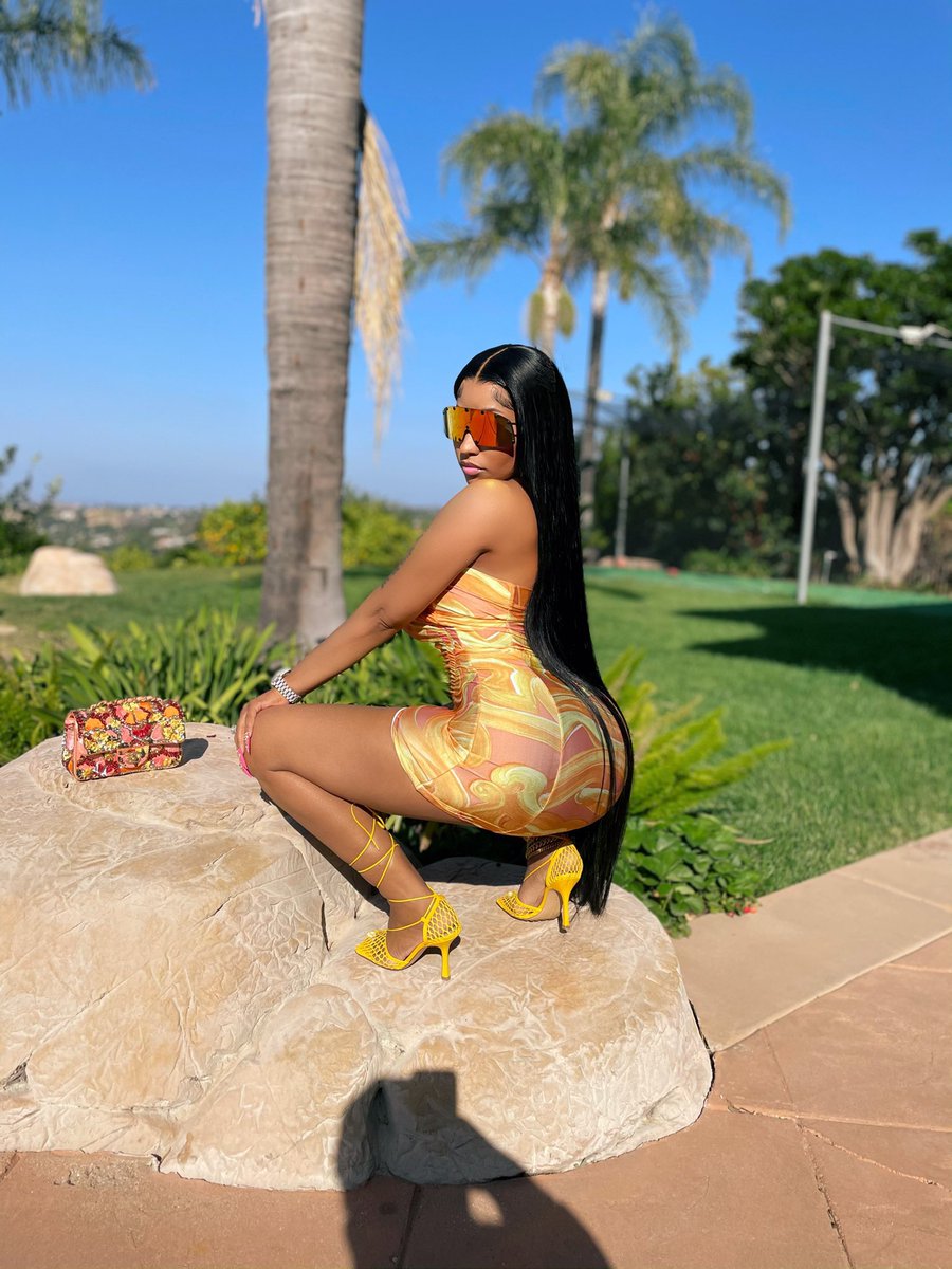 Hardwhite tweet media