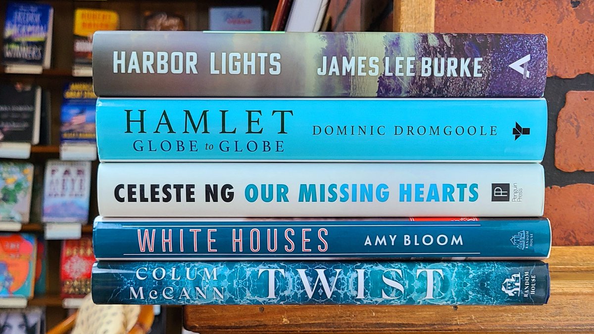 ALBooksmith's tweet image. What are your #FridayReads? 

#TGIF #weekendreads @JamesLeeBurke #DominicDromgoole @pronounced_ing #AmyBloom #ColumMcCann @groveatlantic @penguinpress @randomhouse @penguinrandom
