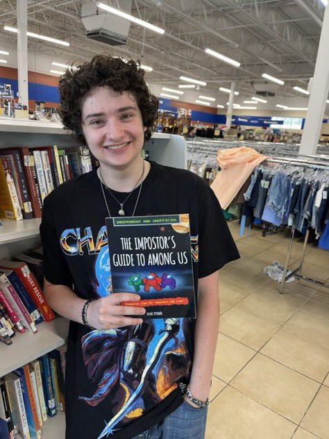 r4tm0bile's tweet photo. #realmenread https://t.co/coUyNiEOU2