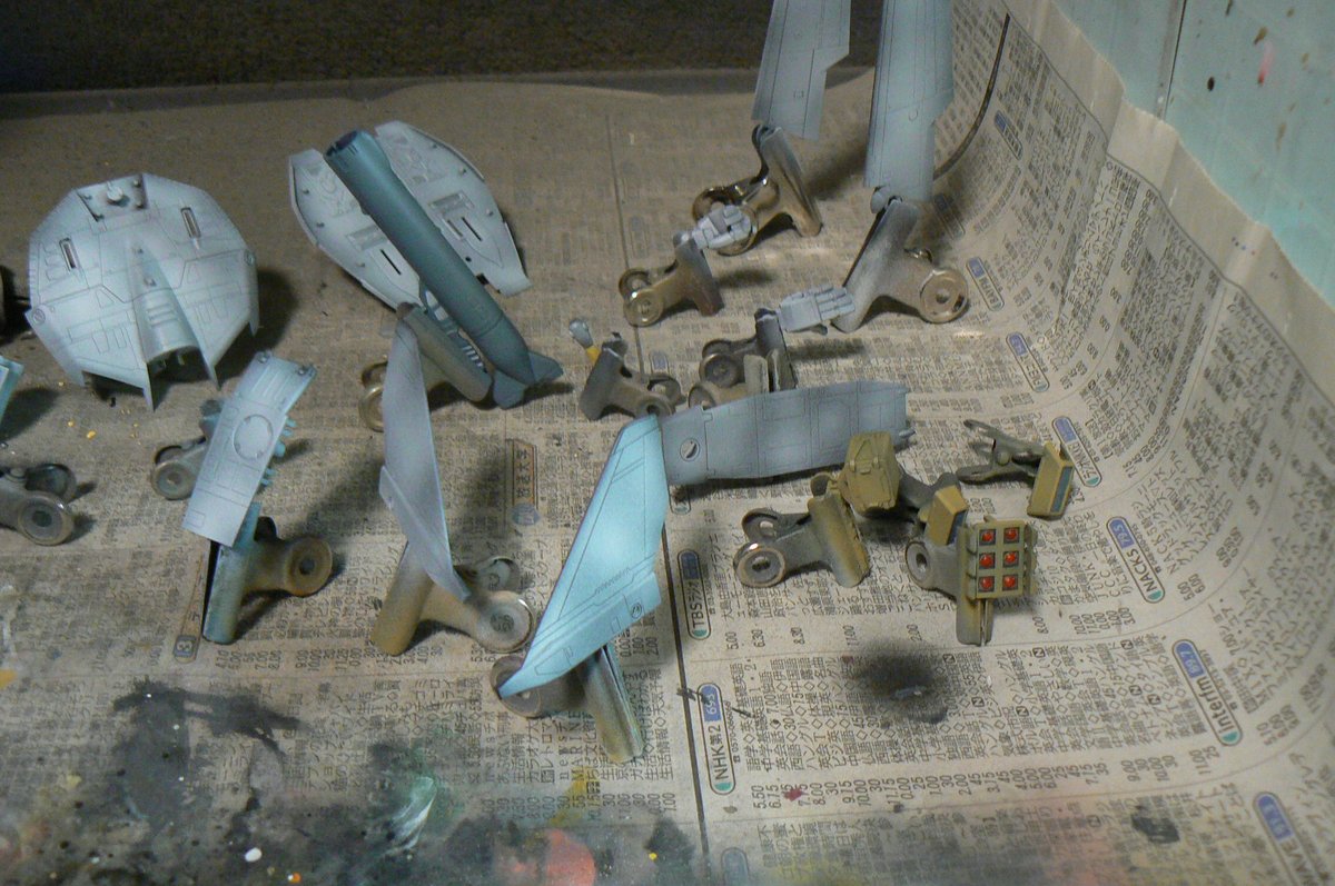 katsunoyabou's tweet image. WAVE 1/100 デストロイドトマホーク
塗装が終わったので組んでみました。
細かい塗り分けをしてデカールに移ります。
マックスファイターはじめました。
#マクロスモデラーズ製作
#wave