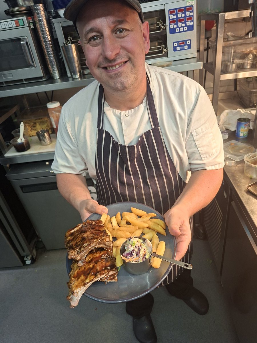 davidterencelee's tweet photo. New menu is going well thanks 👍 https://t.co/IXAYXtWdt5