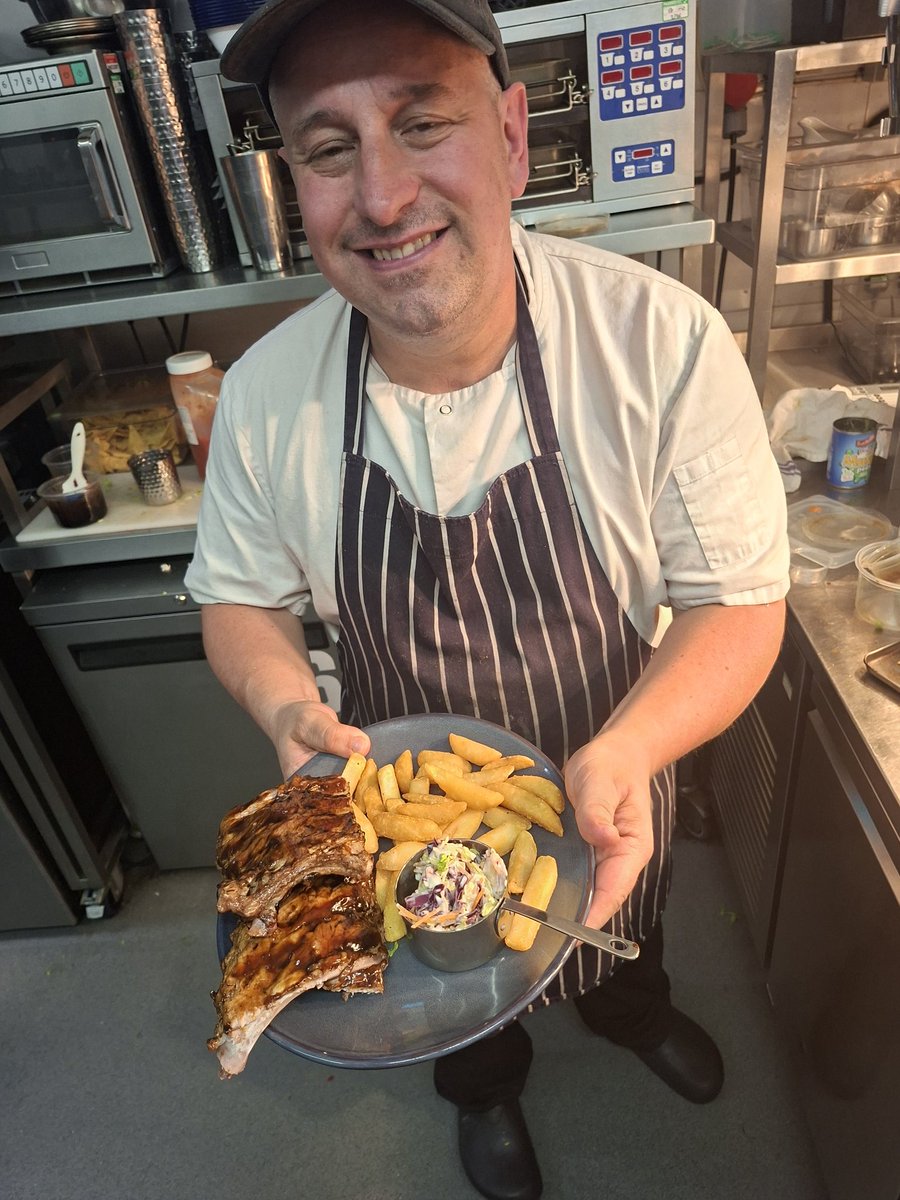 davidterencelee's tweet photo. New menu is going well thanks 👍 https://t.co/IXAYXtWdt5