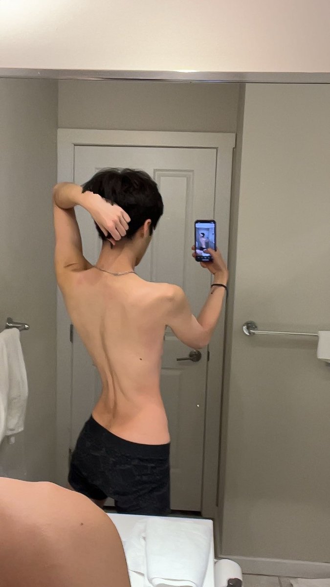 bara lover tweet media