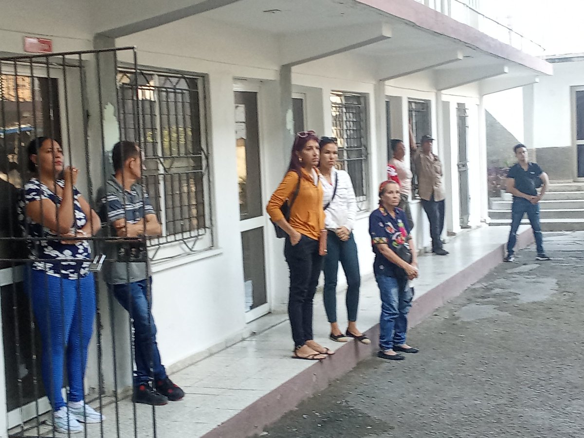 CONALZA realiza 'Matutino Especial' por el 16 de abril, aniversario del PCC (1965), día del Miliciano (1961), declaracion del carácter socialista de la Revolución cubana (1961); se convocó además a un acto de reafirmación revolucionaria para el día 19, en la Plaza Martiana...