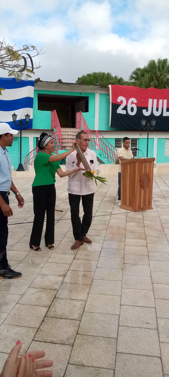 PenaSunell's tweet photo. #Mella  conmemora este 16 de abril, la proclamación del carácter socialista de su Revolución y el aniversario de la creación del PCC. Un emotivo acto donde se recordaron importantes momentos de la historia del territorio.#GirónEsHoy #RadioTitan #SantiagoDeCuba https://t.co/8qFyMLz8fx