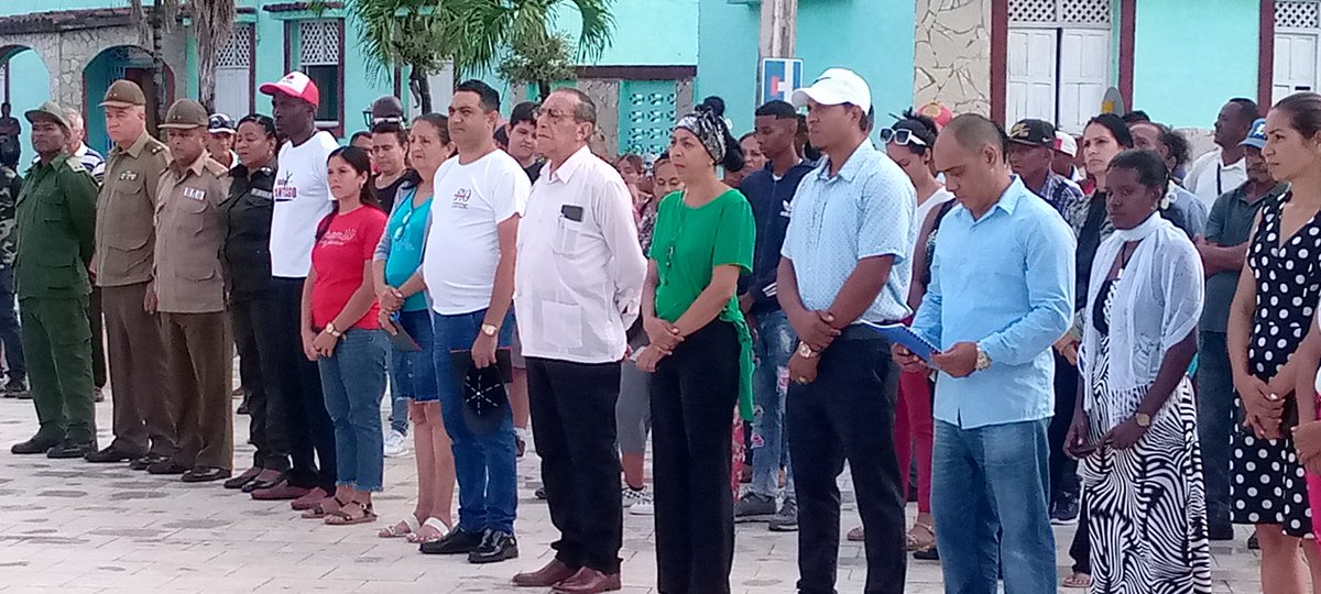 PenaSunell's tweet photo. #Mella  conmemora este 16 de abril, la proclamación del carácter socialista de su Revolución y el aniversario de la creación del PCC. Un emotivo acto donde se recordaron importantes momentos de la historia del territorio.#GirónEsHoy #RadioTitan #SantiagoDeCuba https://t.co/8qFyMLz8fx