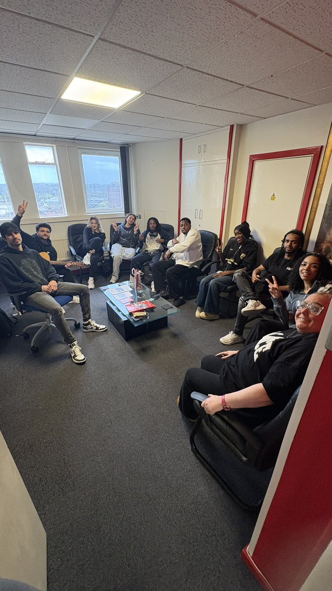 KINGS AWARD WINNING URBAN YOUTH CHARITY tweet media
