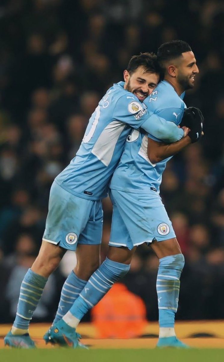 Blue Moon tweet media