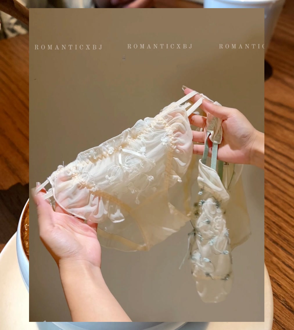 Lisa Fox tweet media