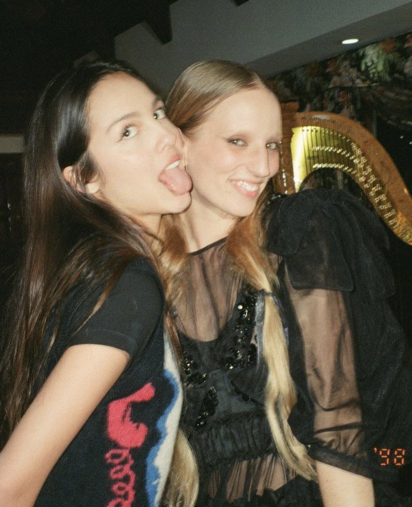 Olivia Rodrigo stats 🩷 tweet media