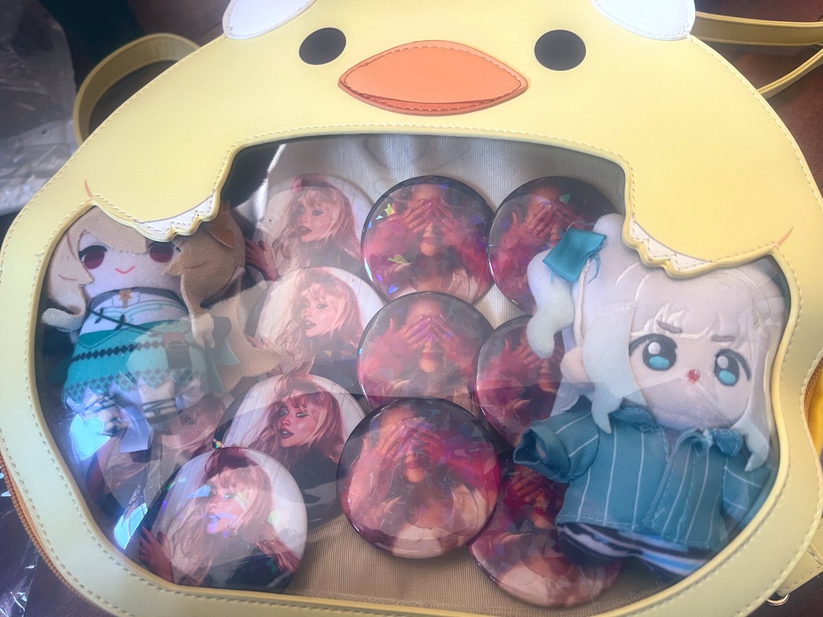 the orca from sabrina carpenter's mv "manchild' tweet media