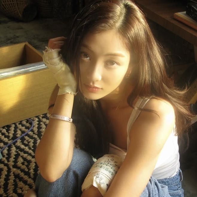 Jun 🌻 tweet media