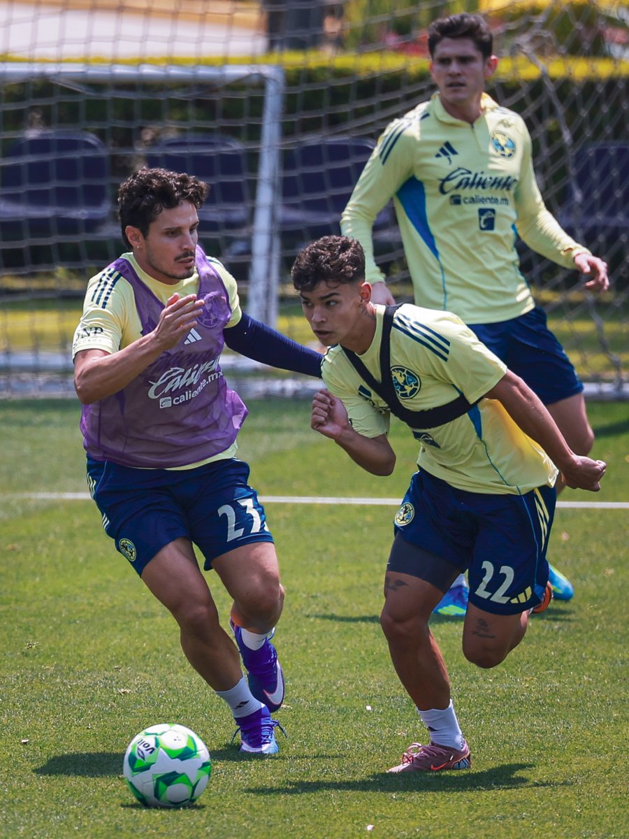 Club América tweet media