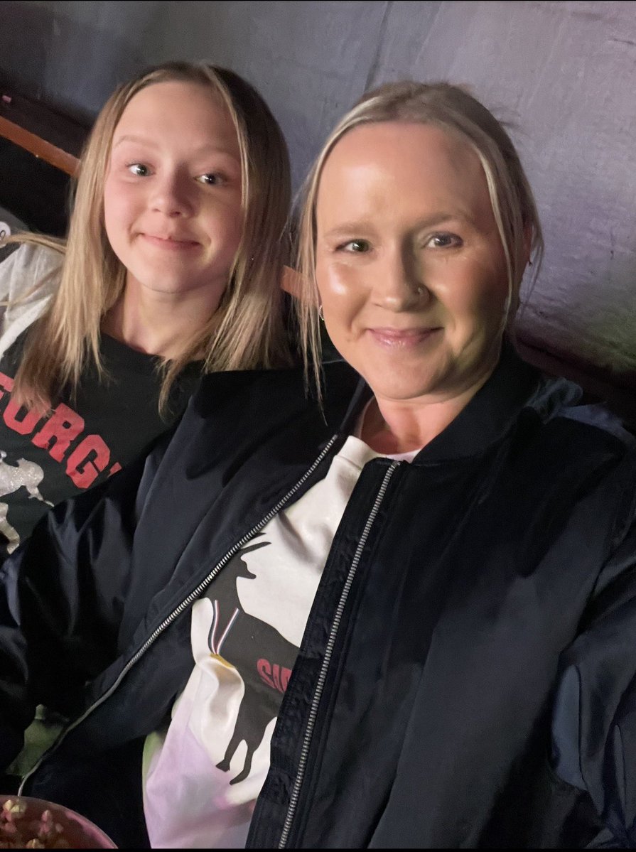 SamIAm🌻 tweet media