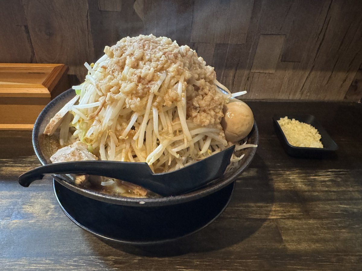 usagiya3's tweet photo. 麺屋現進にてらあめん300g、味玉、チャーシュートッピングでコールはカエシ以外7倍で。
#麺屋現進 https://t.co/MKLHrtrvnJ