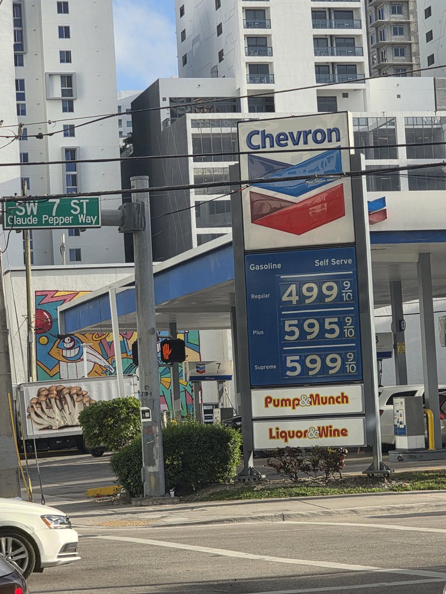 Stephen Hunter Johnson (Foundational Bad Dem #afa) tweet media