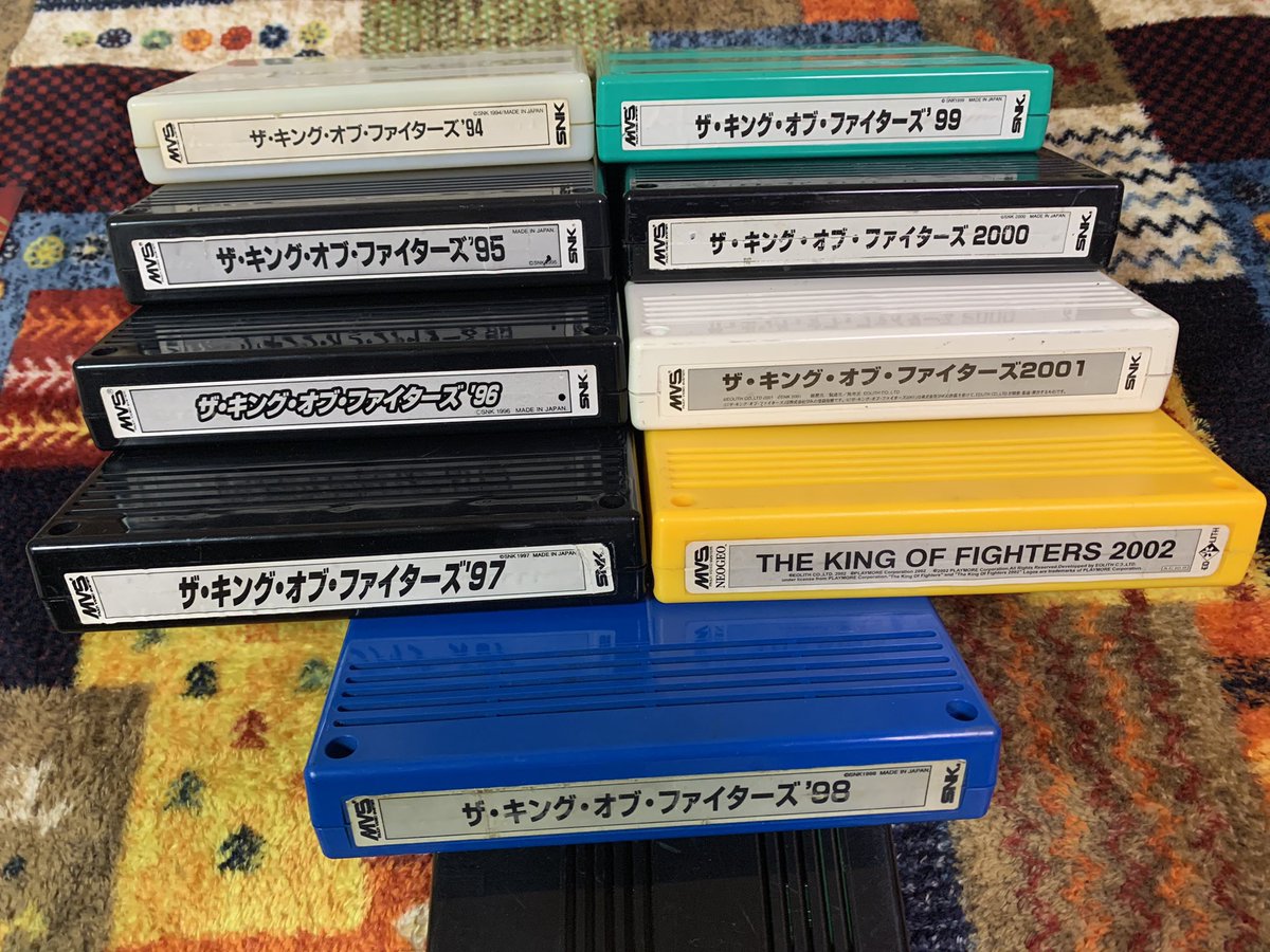 おはようございます、本日もよろしくお願いします♪
NEOGEO AES+という超ド級ゲームマシンが発表されてアルティメットエディションを購入するかどうか超ド級に悩み中です🤔
MVSROMコンバーター的なものが付属してたら手持ちのゲームが活用出来るのになぁ