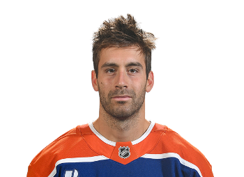 Bouch4Hart's tweet photo. If Evan Bouchard scores 8 points tonight he will reach 100 points for the first time in his career. #LetsGoOilers https://t.co/AaBFBcnT1o