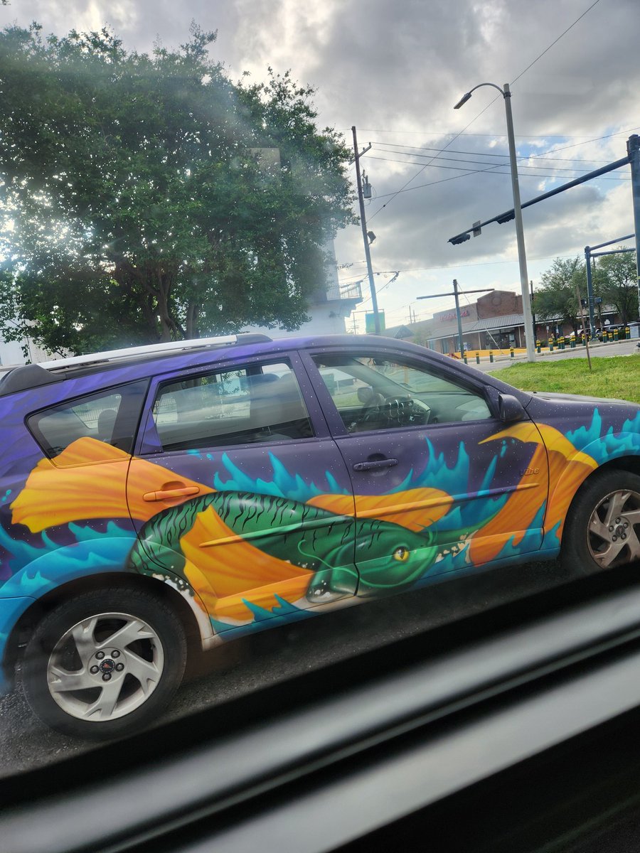 Twin Peaks Mustache Man tweet media