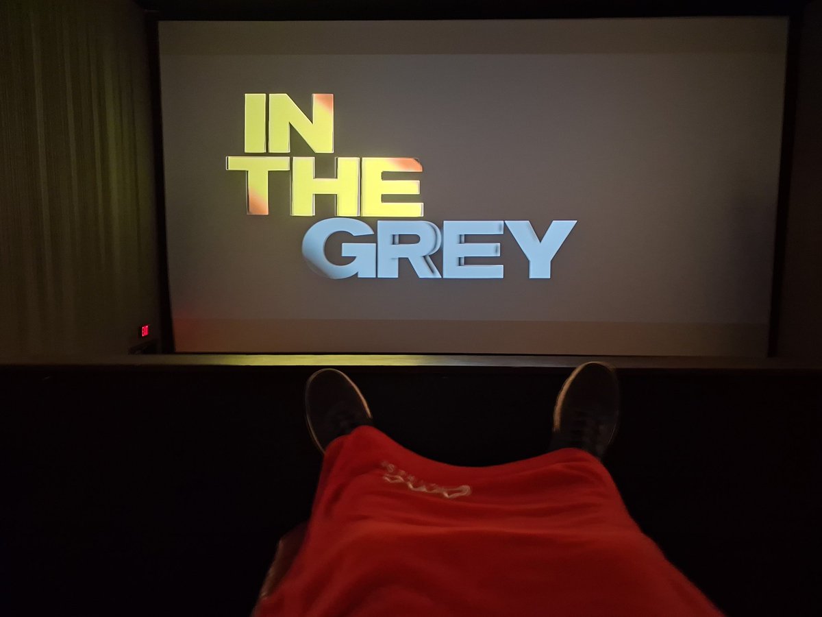 ComputerWhiz99's tweet image. About to watch #Busboy Only @AMCTheatres 🔥♥️💯🍿

Really excited to see. @TheoVon on the big screen! I'm ready for a good laugh 😅😅 The auditorium is packed for this one folks. 🍿 #Comedy

@CEOAdam #MovieNight