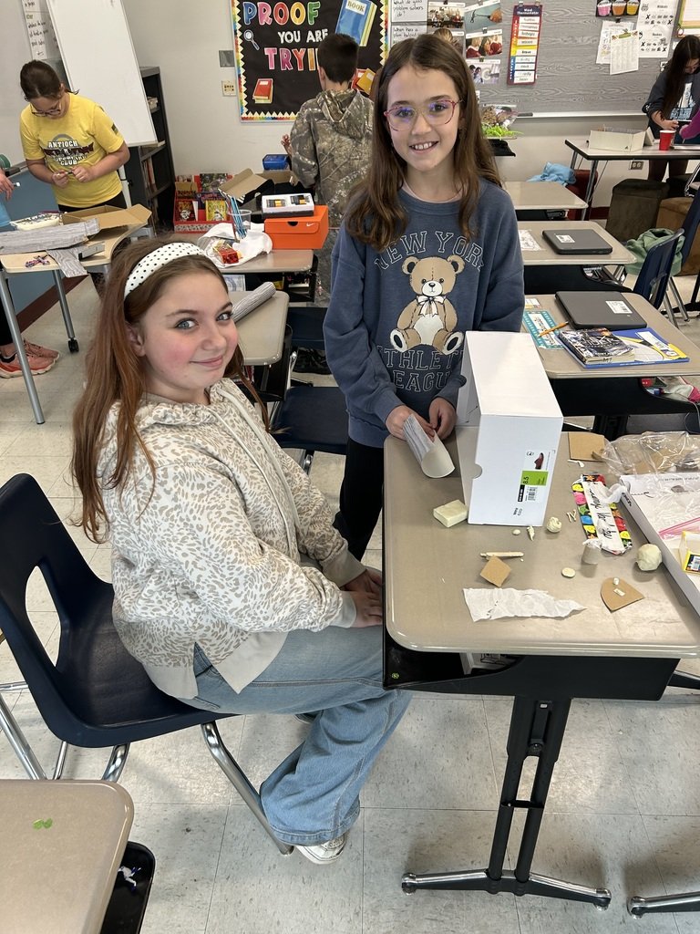 MartinMustangs1's tweet photo. Just a day in the life of 5th grade here....#Mustangsmakeithappen https://t.co/MWeGuCi6f5