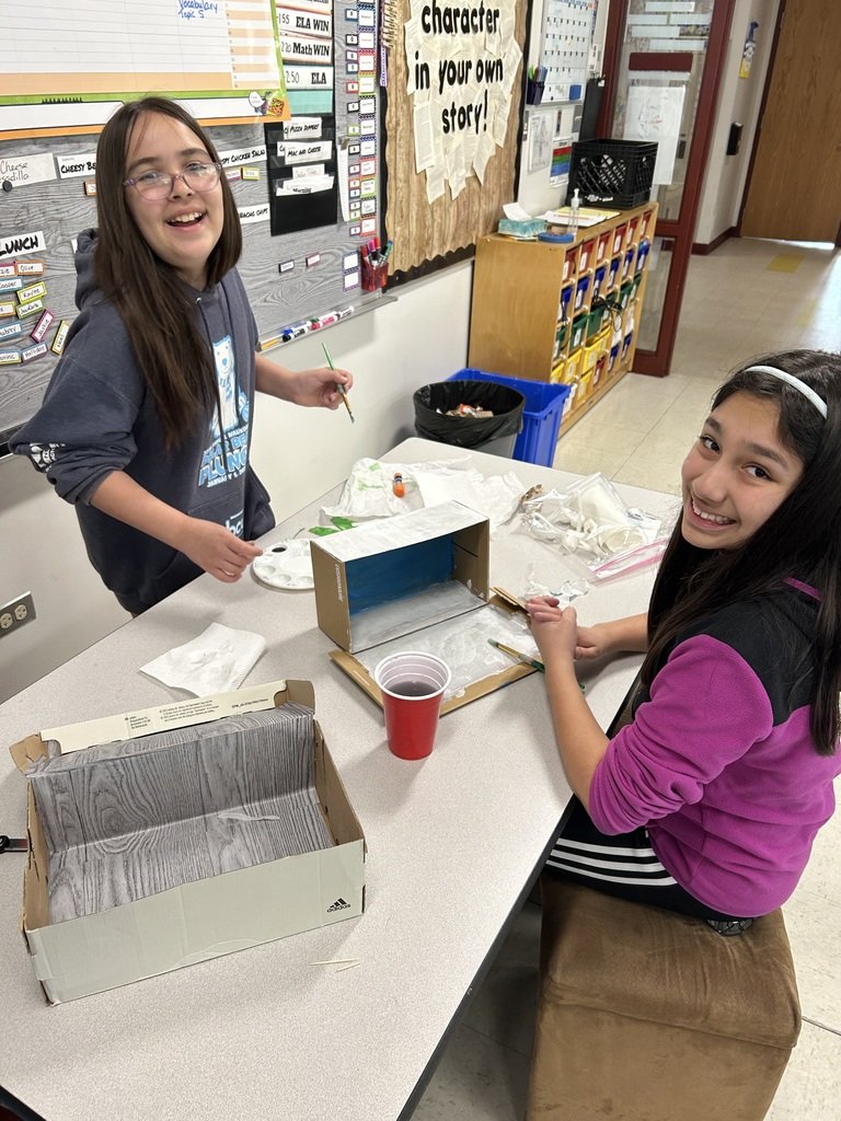 MartinMustangs1's tweet photo. Just a day in the life of 5th grade here....#Mustangsmakeithappen https://t.co/MWeGuCi6f5