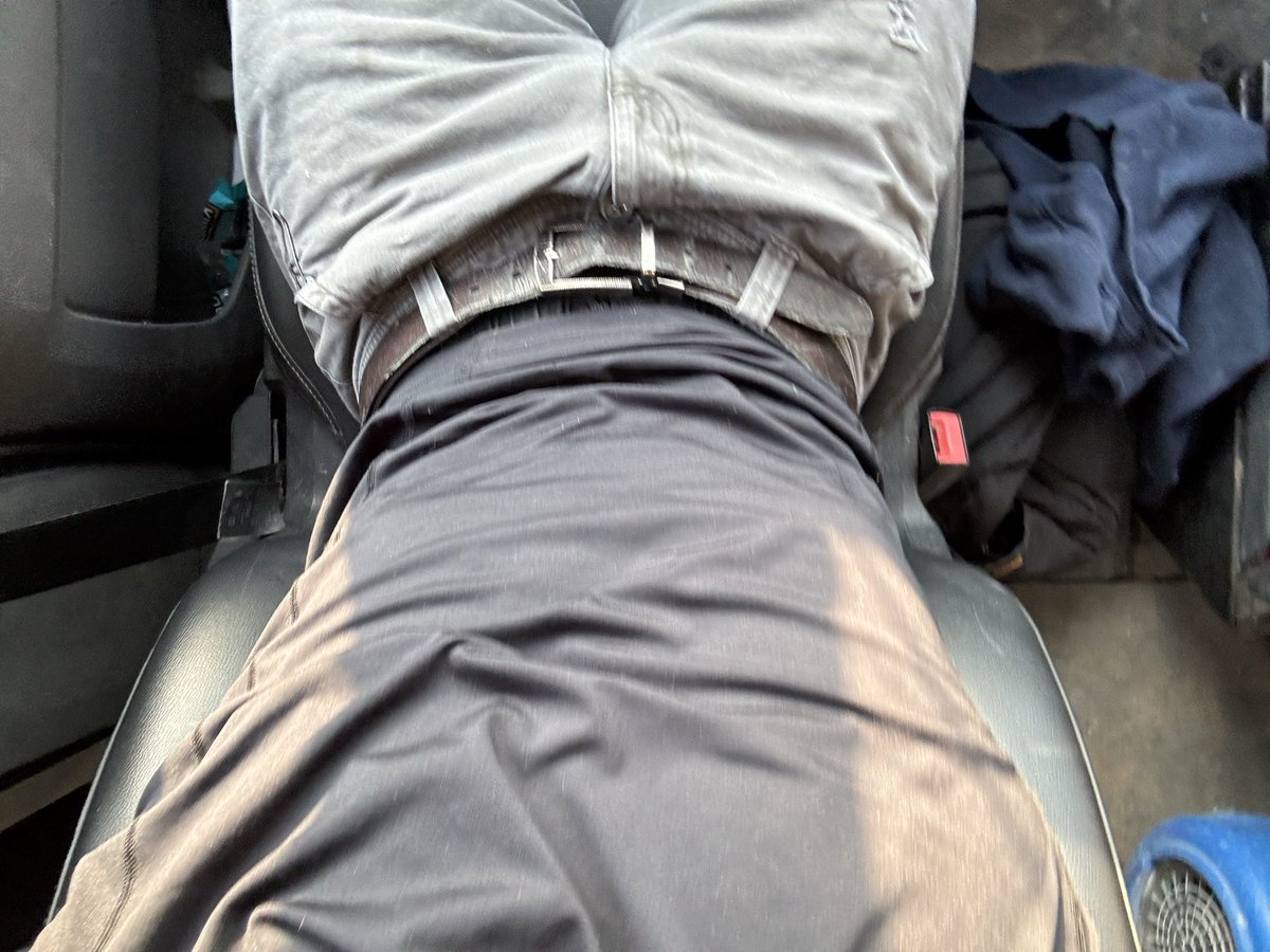 FourtyOZ tweet media