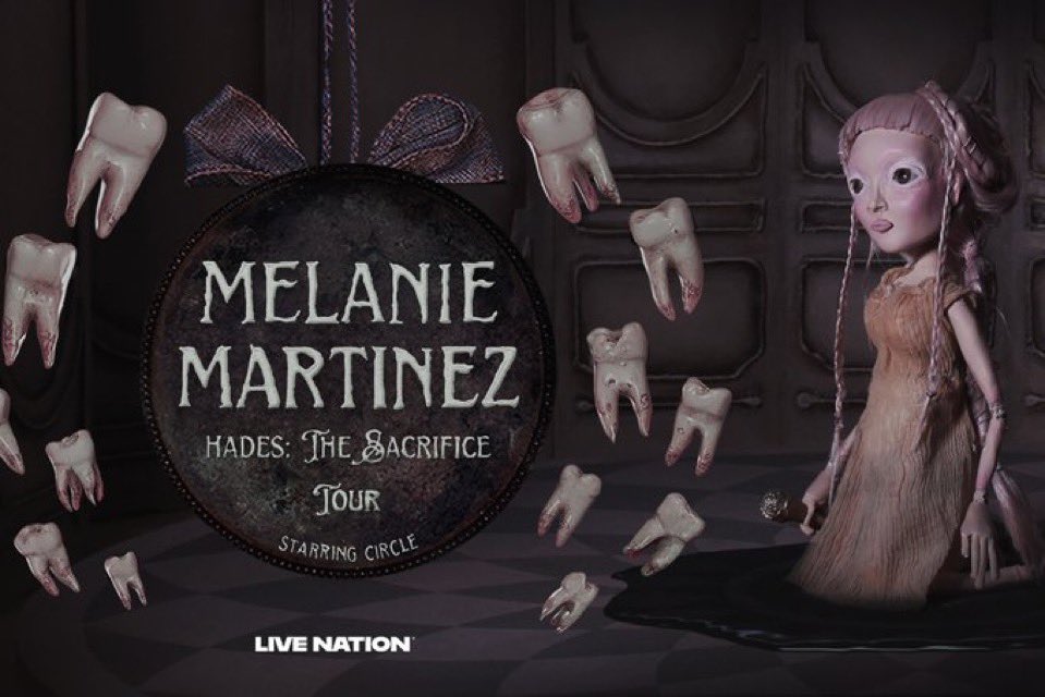 Update Melanie Martinez ⛪ tweet media