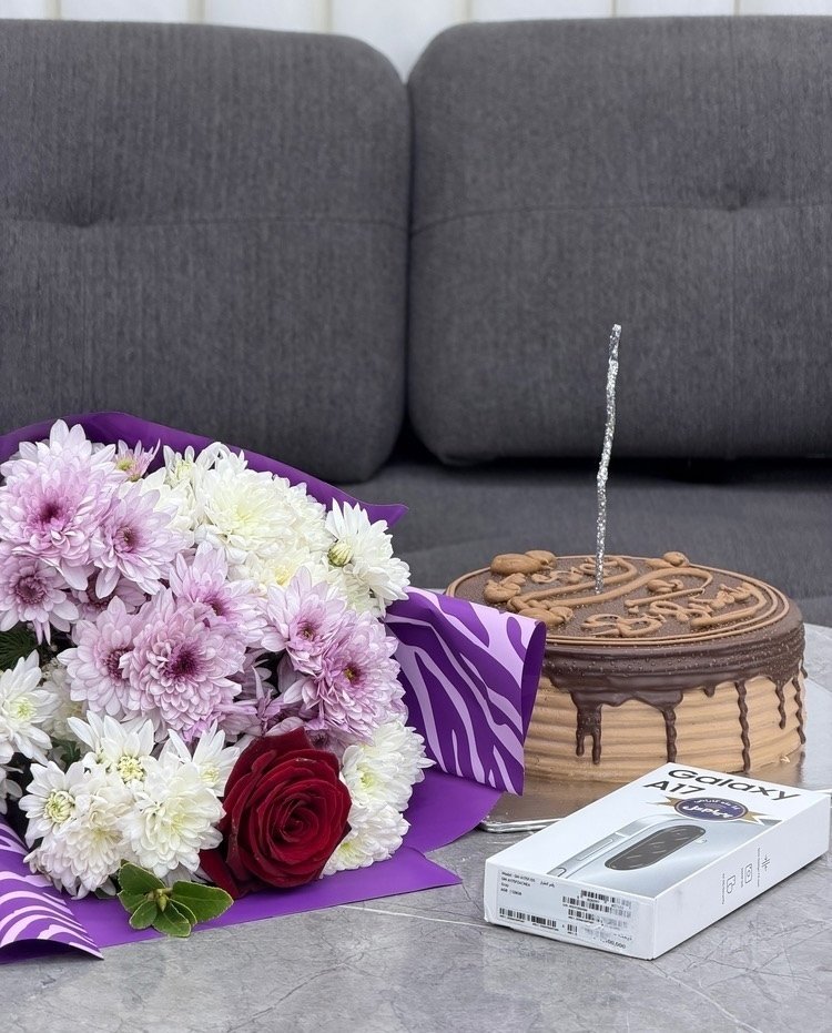 پیرِزا tweet media