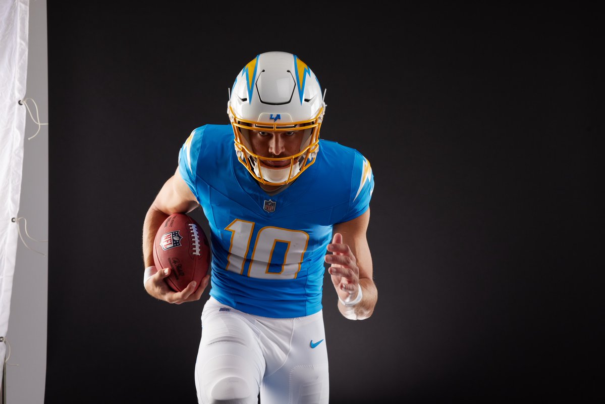 BTS from our @LAChargers x <a href="/TCL_USA/">TCL USA</a> shoot with Justin Herbert. #JustinHerbert #LAChargers #NFL #Tigheland