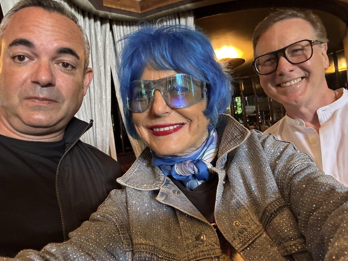 Lady Rocket tweet media