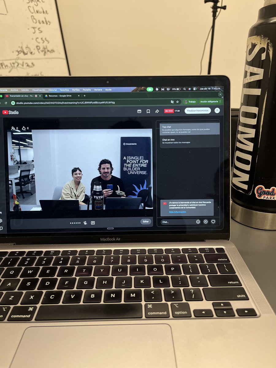 Pasando por <a href="/crecimientoar/">Crecimiento 🌞</a> para hacer más 🧉 Mate &amp; Builds. 

Probando YT para asegurar calidad de transmisiones