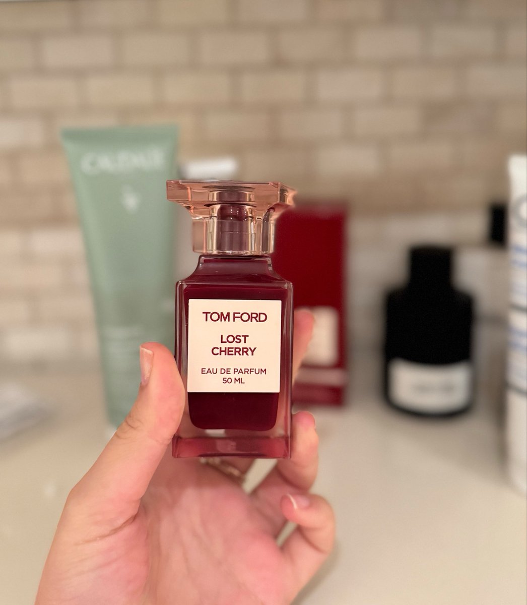 _ MiraS _ tweet media