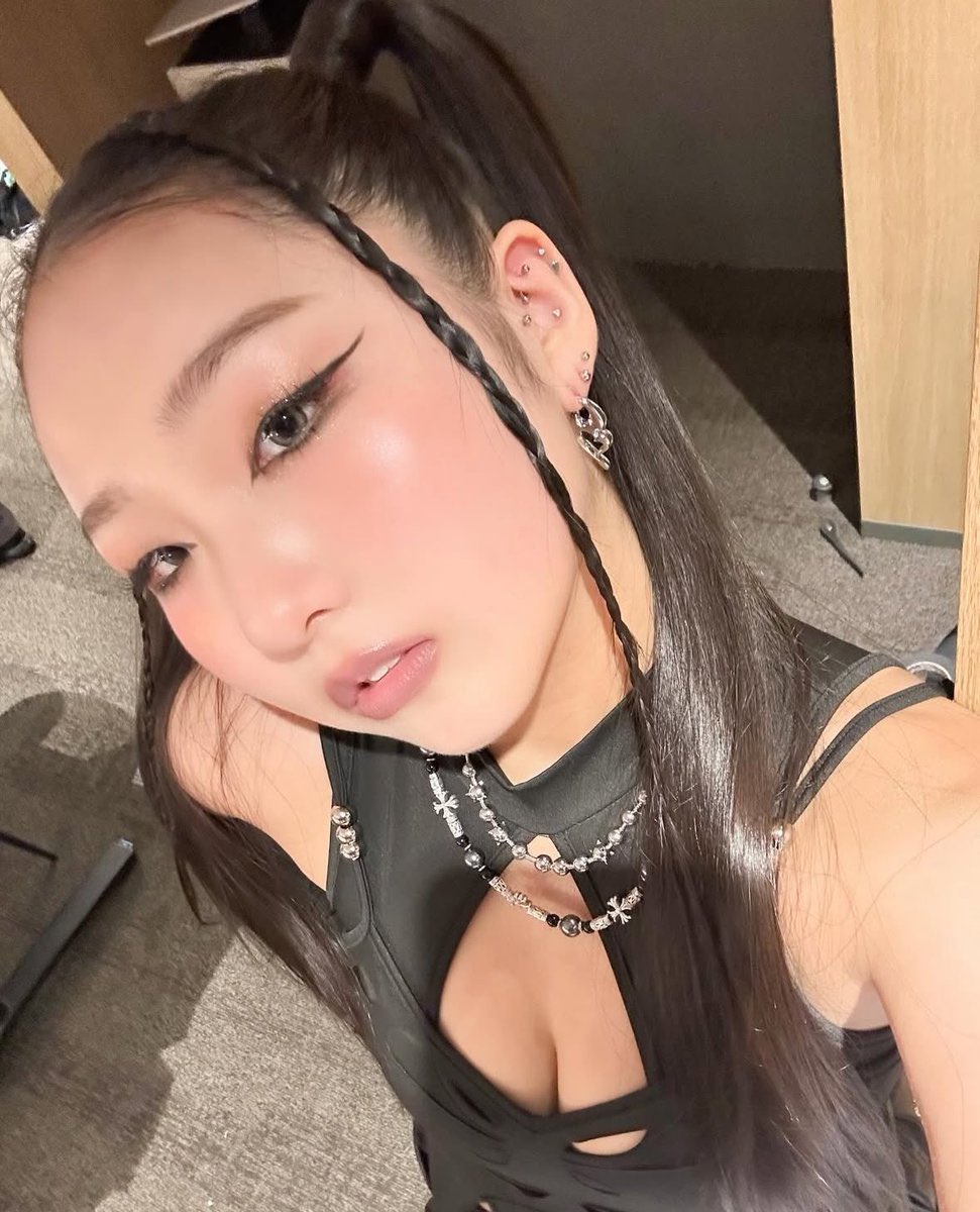 かりん tweet media