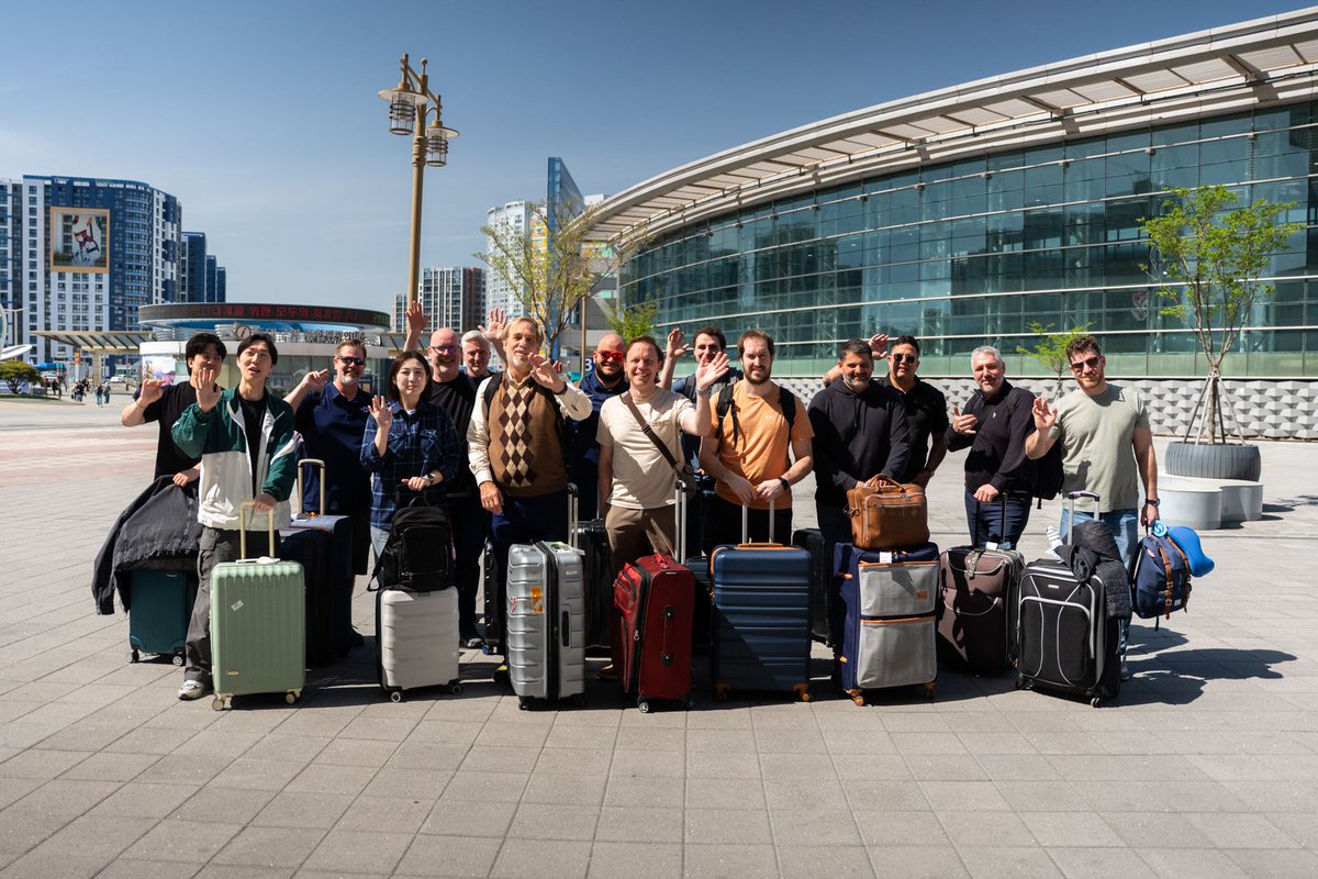 HeliosGear's tweet image. Day 3 of our 2026 Korea Gear Technology Tour! 

Bullet train speeds, molecular composition of Korean fried chicken and malt beverages, and applied force vector analysis. Turns out balancing the composition is key to optimizing your vectors. Peer review is ongoing. 

#Korea #Gears
