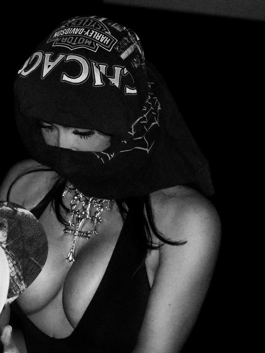 Khloé's girl tweet media