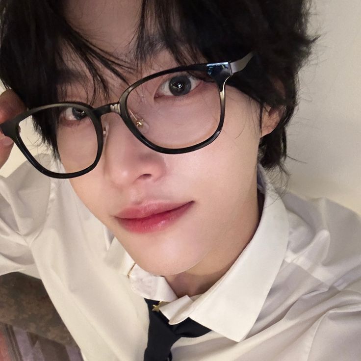 nana 𑄹 tweet media