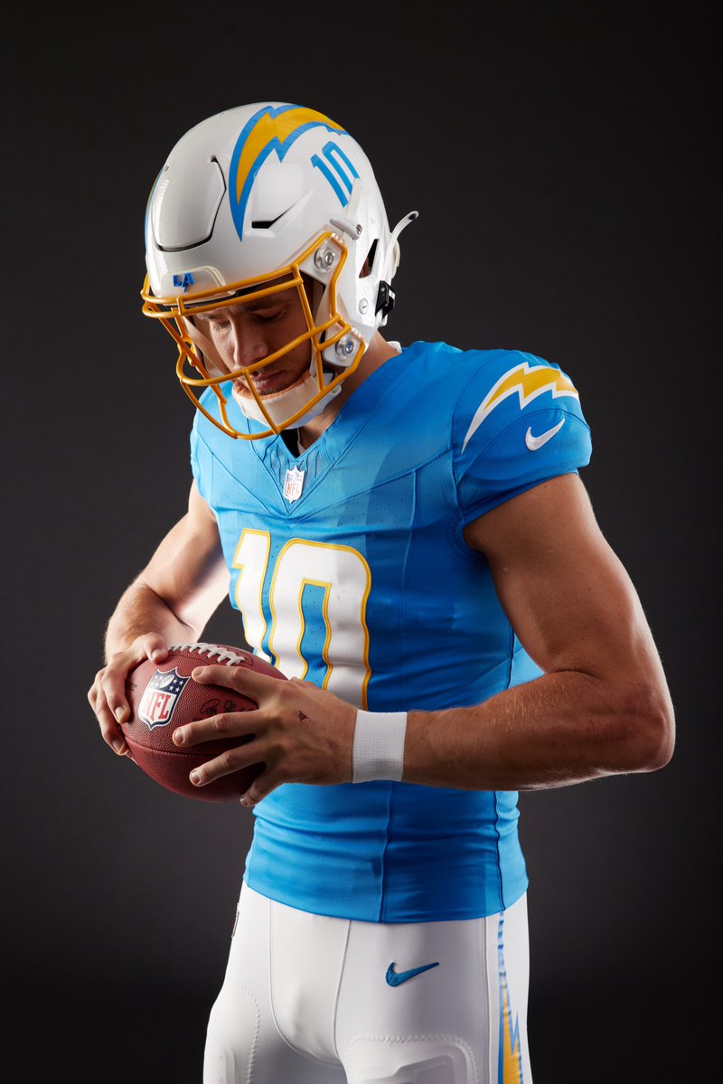 Focused. Locked in. The same energy <a href="/JustinH10/">Justin H</a> brings to game day is what he brought to our set. No days off — on the field or in front of the camera. 🎬

Tigheland x @LAChargers x <a href="/TCL_USA/">TCL USA</a>

#JustinHerbert #LAChargers #NFL #BehindTheScenes #CommercialProduction #Tigheland