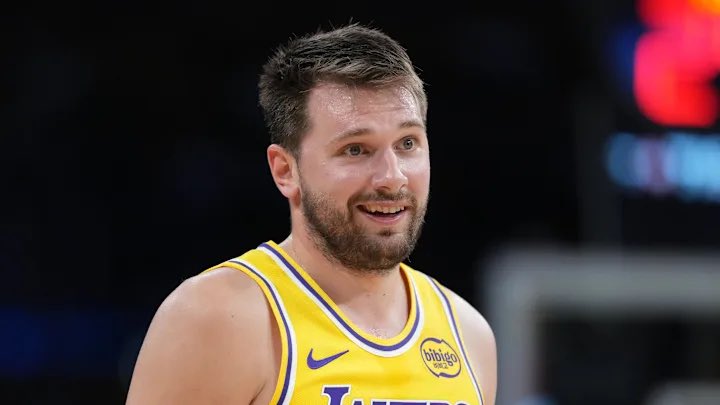 Novig's tweet photo. Only players in history to average 33/7/7

- Luka Doncic 2x

End of list. https://t.co/dcdSpqR3X8